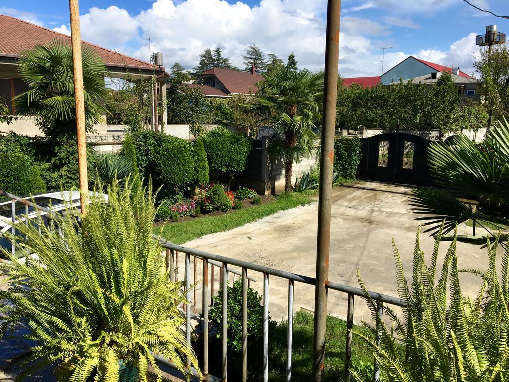 Guest House Lali Kostava 14 Zugdidi Exteriér fotografie